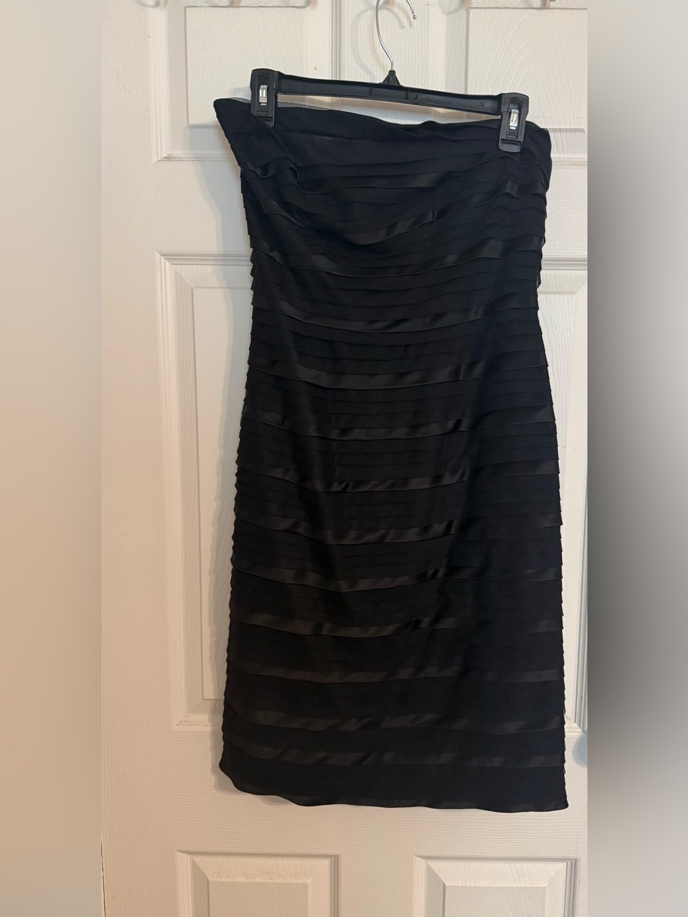 Sherrie Bloom Black Strapless Layered Cocktail Dress